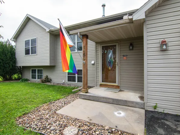1450 Summit St, Baldwin, WI 54002