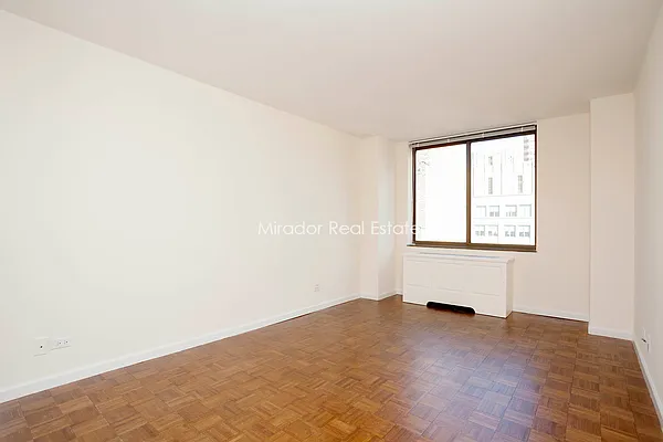 Rented by Mirador Real Estate | media 18