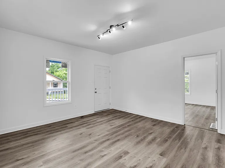 158 Seay St — Photo 13