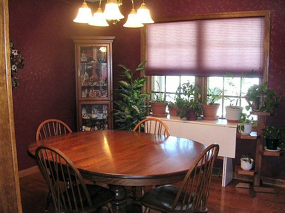 Formal dining room
