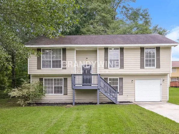 6575 Smoke Ridge Dr, Atlanta, GA 30349