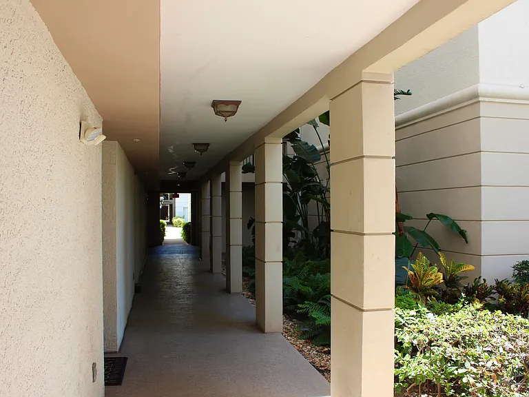 3302 Tuscany Way — Photo 42