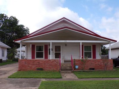 715 E Moses St, Cushing, OK, 74023