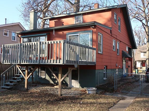 2nd image of 602 Hawthorn Ave