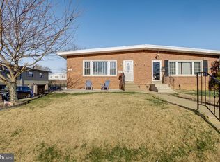 1037 Surrey Rd, Philadelphia, PA 19115