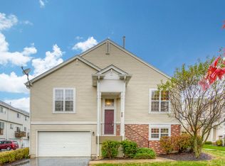 401 Terra Springs Cir, Volo, IL 60020