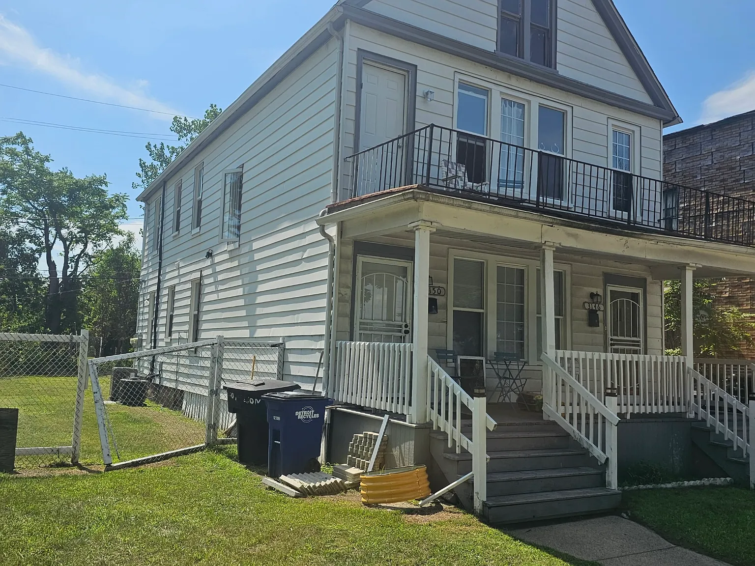 2 bed, 1000 sqft, $1,000 — Photo 2