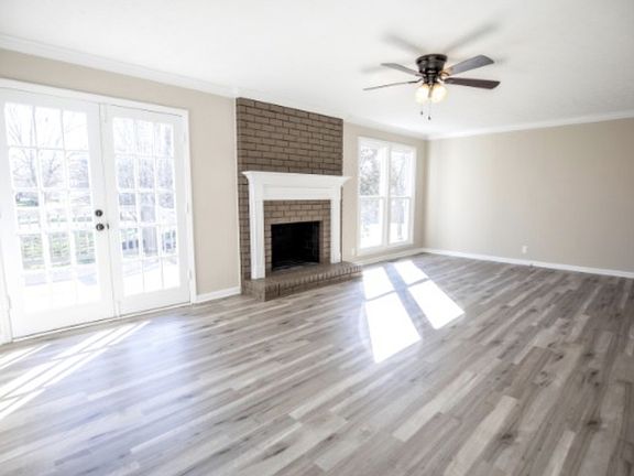 4th image of 124 Jefferson Dr