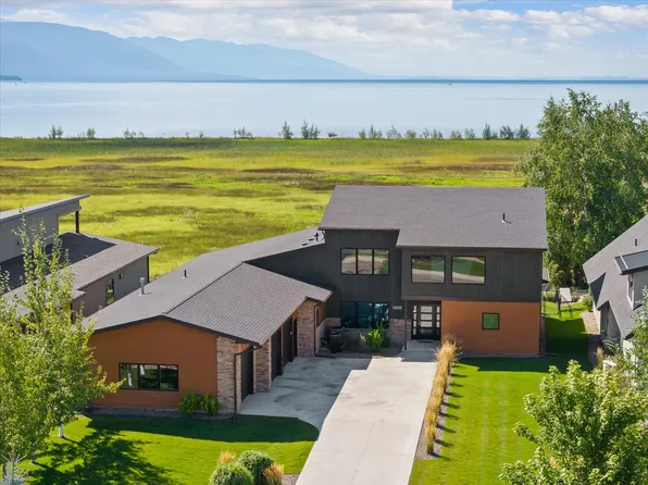 1219 Lake Pointe Dr, Bigfork, MT 59911
