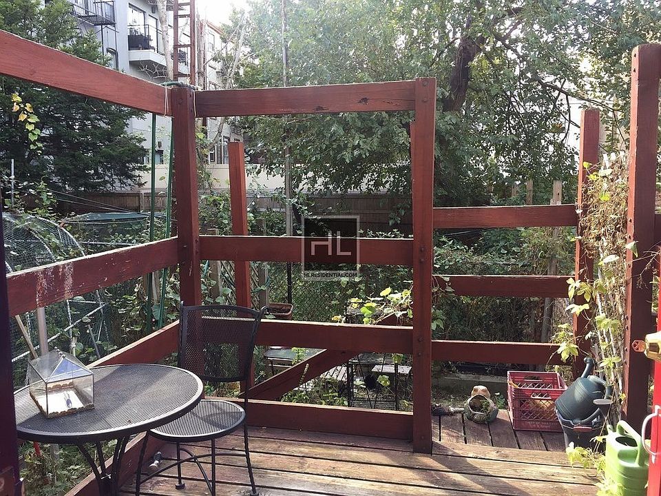1st image of 310 14th St APT 1L