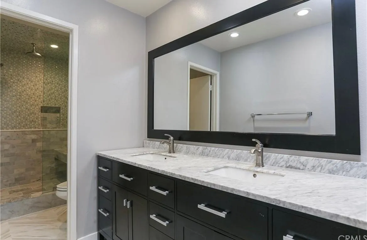 1 bed, 280 sqft, $1,999 — Photo 4