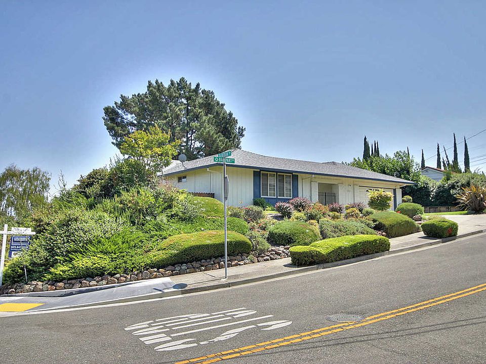 Corner lot with gorgeous curb appeal