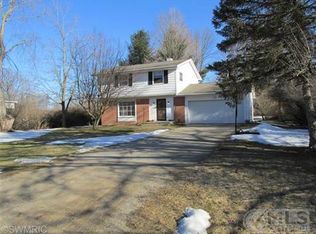 20540 Edgewood Dr, Big Rapids, MI