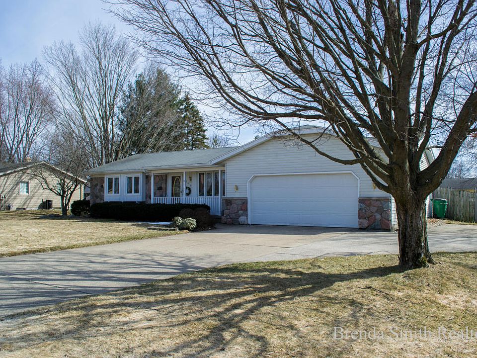 1st image of 1804 Pleasantwood Dr
