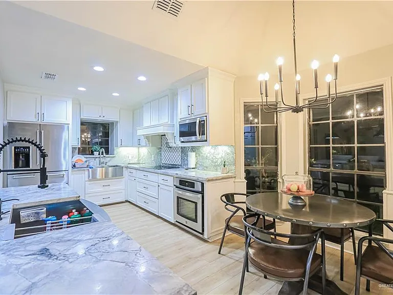 2306 Fox Run St — Photo 12