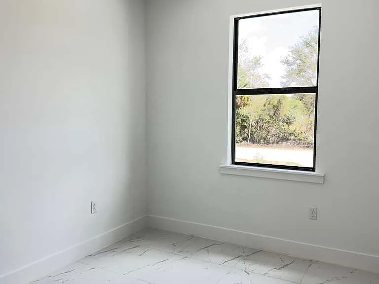 520 Creuset Ave S — Photo 11