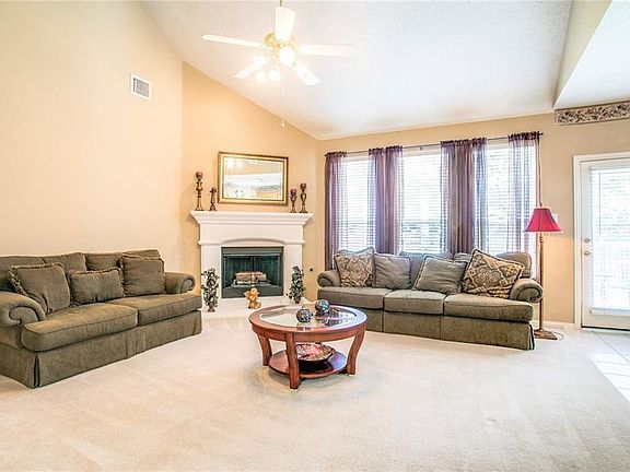 5th image of 3 Wyndmere Ct