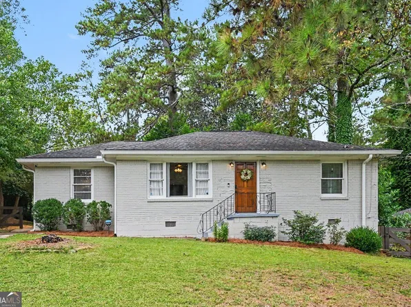 2249 Mark Trl, Decatur, GA 30032