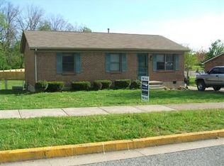 103 Windham Hill Dr, Paris, KY 40361