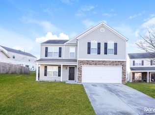 1113 Penncross Dr, Raleigh, NC 27610