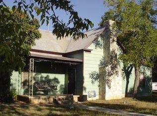 703 Mesquite St, Blanco, TX 78606
