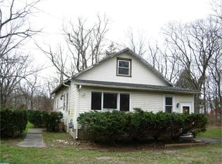 123 W Academy St, Clayton, NJ 08312