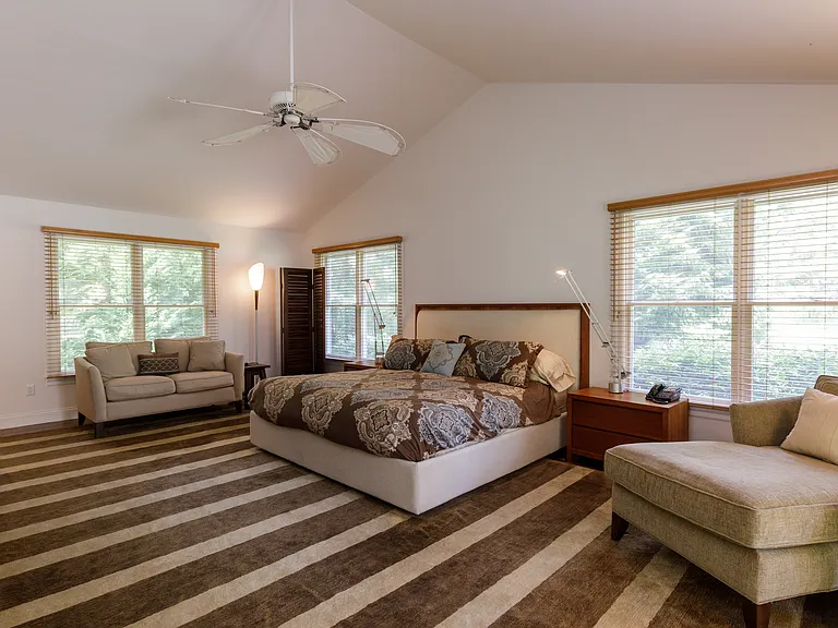 4 High Ridge Rd — Photo 8