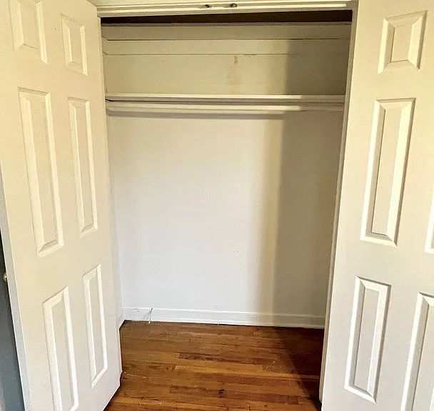 1812 Everett St — Photo 19