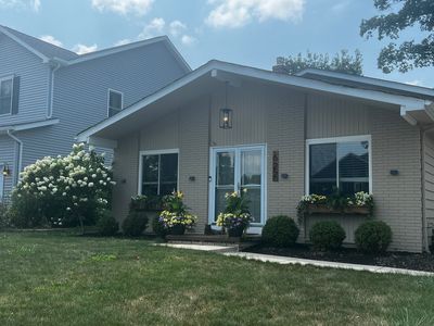 622 Huntmere Dr, Bay Village, OH, 44140