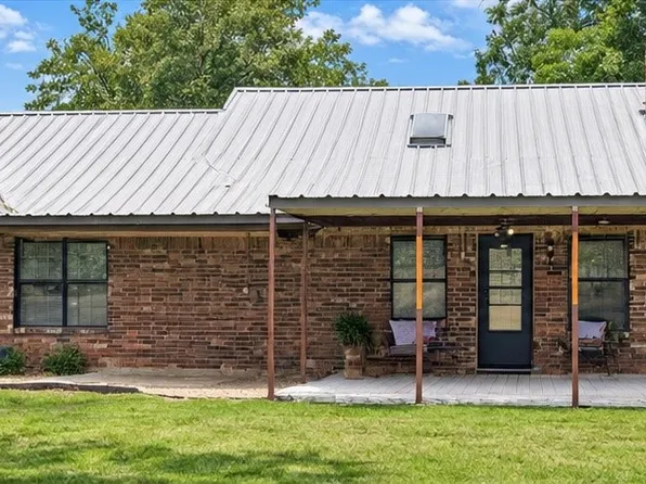 18830 Johnson Ln, Farmersville, TX 75442