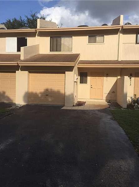 1st image of 4215 NW 76th Avenue #208