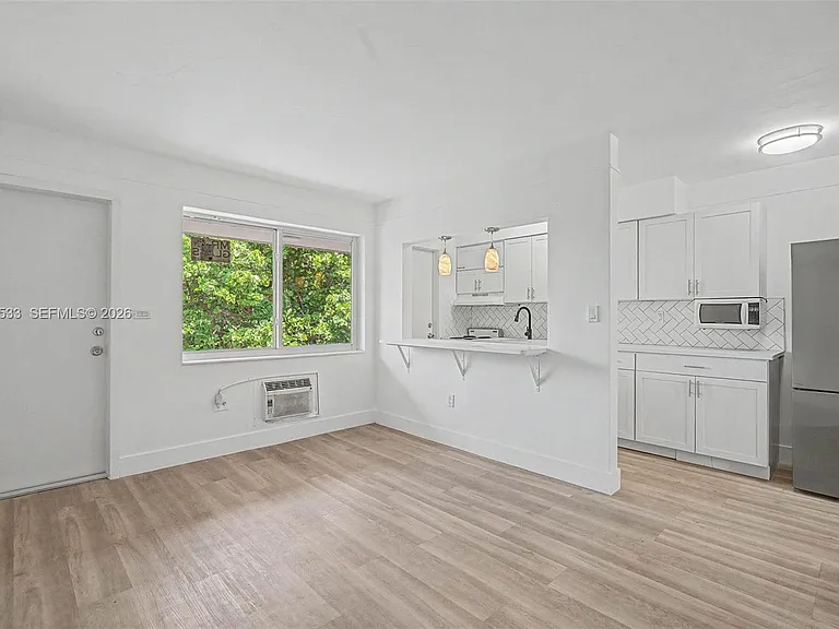 60 NW 79th St #10 — Photo 1