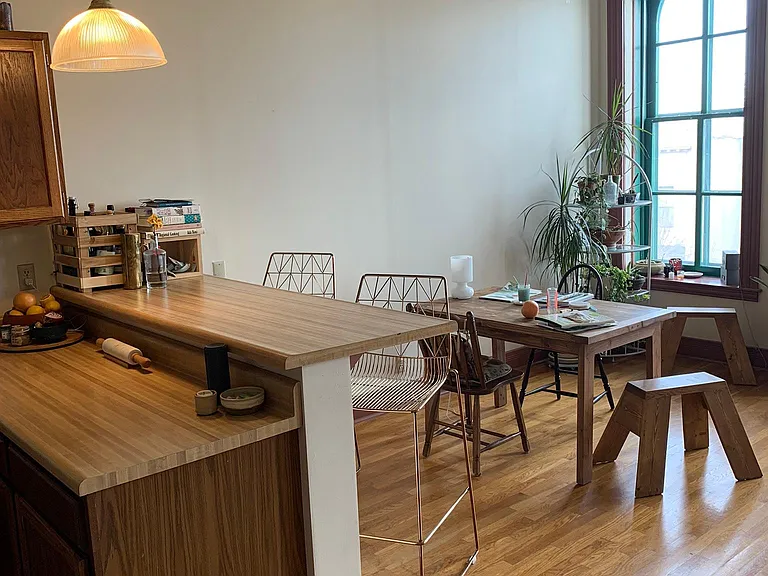723 Massachusetts St #3 — Photo 3