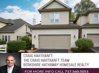 696 Woodfield Dr, Lititz, PA 17543