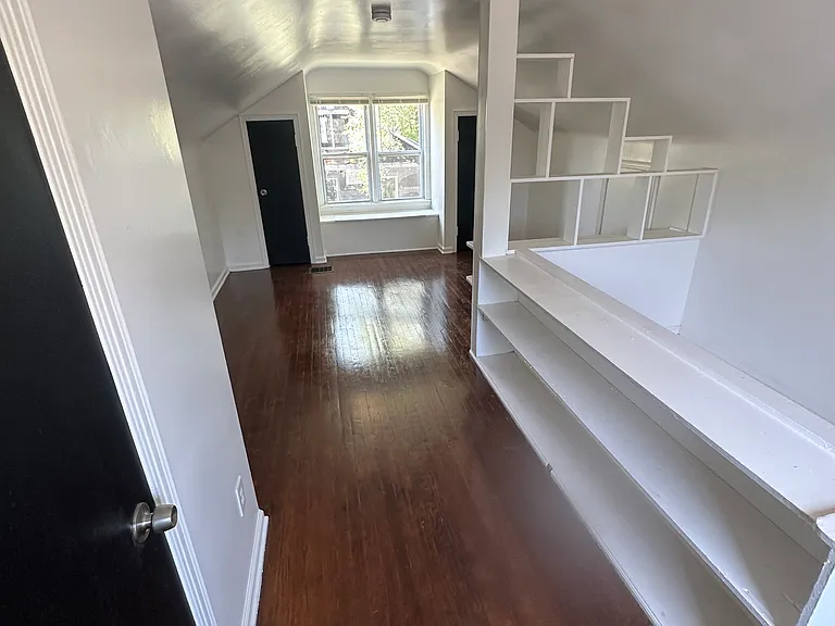 14717 Troester St — Photo 6