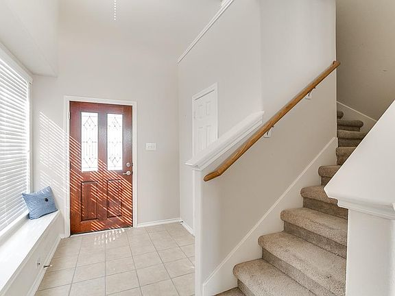 3rd image of 12439 Jasmine Brook Ln