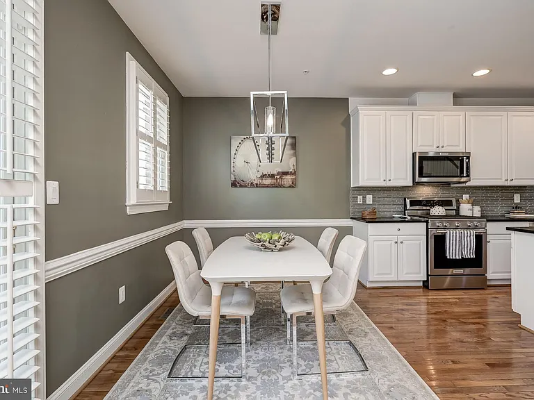 1236 Harbor Island Walk — Photo 18