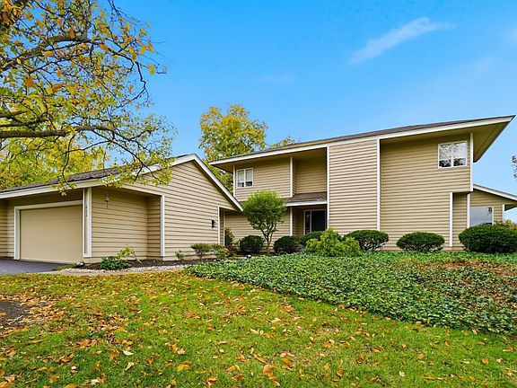 2nd image of 602 Bunker Ln