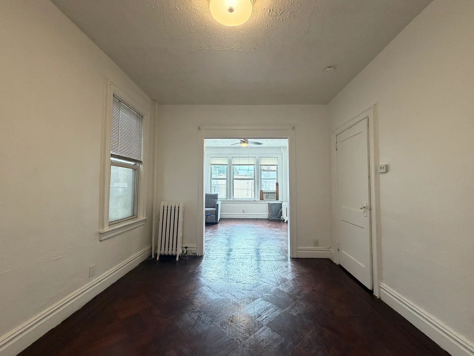2 bed, 800 sqft, $2,100 — Photo 3