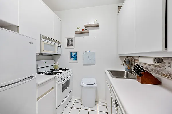 Rented by Compass | media 4