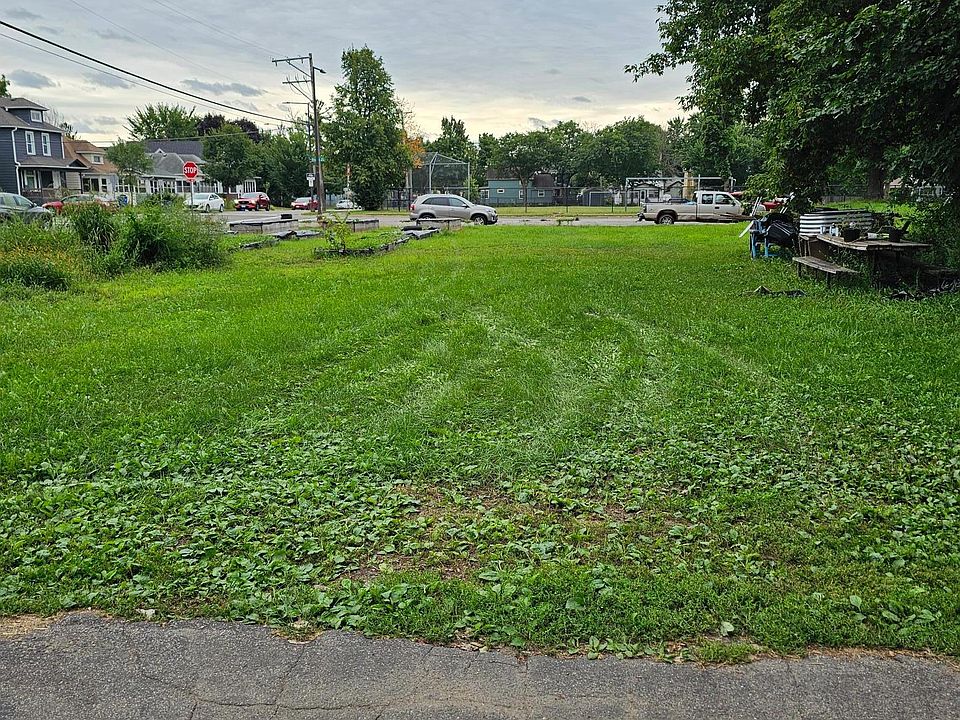 1st image of 601 Western Ave N