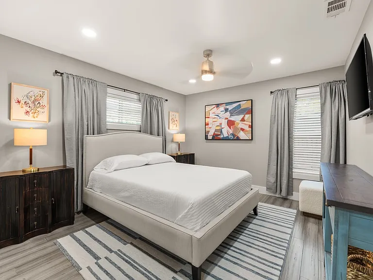 6506 Walnut Hill Ln — Photo 4