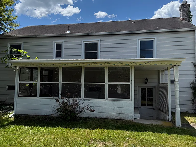 2701 Fair Oaks Ave — Photo 9