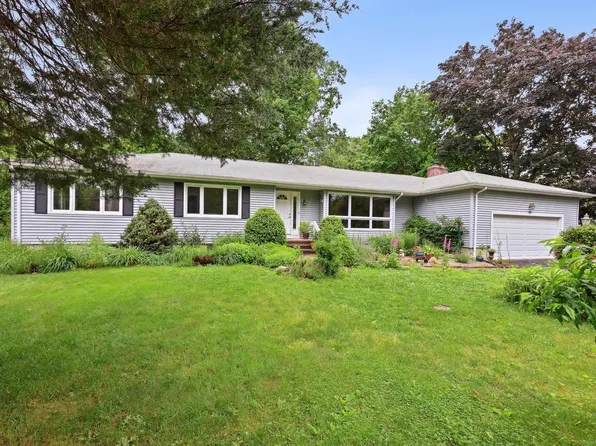 10 Pleasant Point Road, Branford, CT 06405