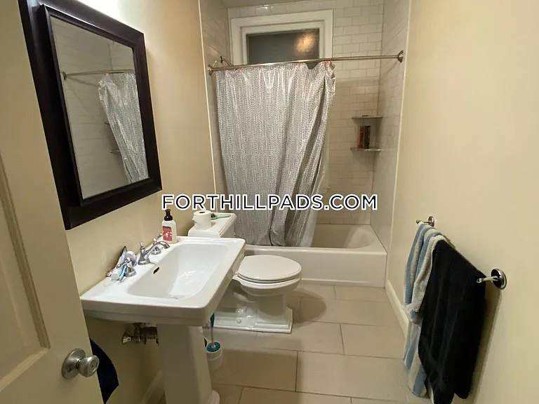 34 Juniper St #1 — Photo 35