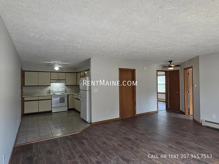 8 Hartley St #8 — Photo 4