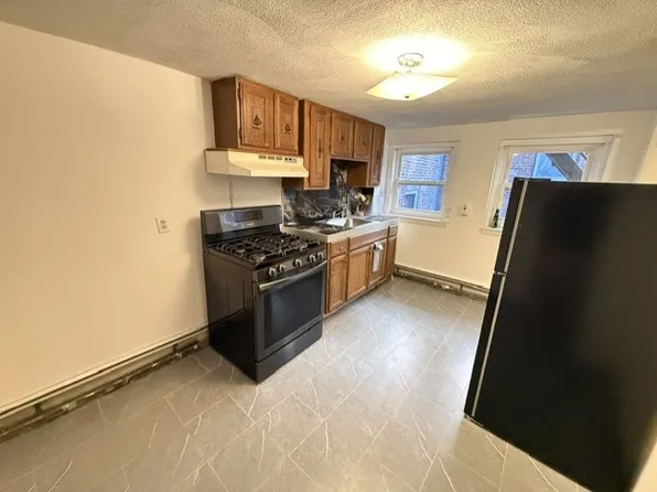 75 N Margin St APT 2, Boston, MA 02113