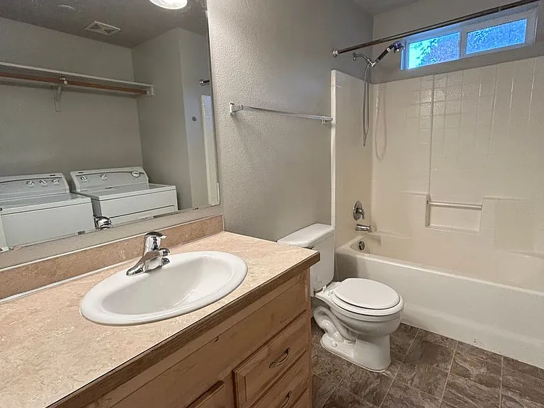 1625 S Eagleson Boise, ID 83705 — Photo 11