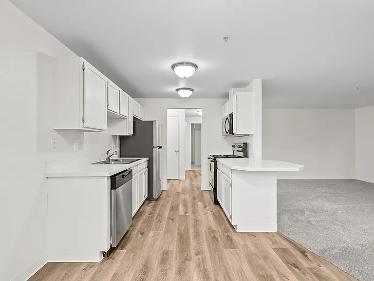 Spacious 2x2 Apartment Homes in Central Tacoma! — Photo 42