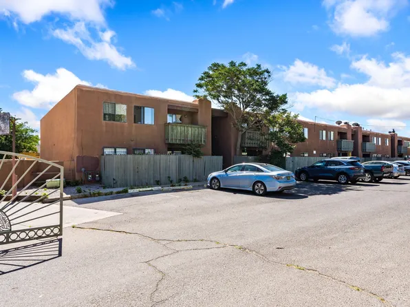 243 La Vida Nueva Del Oeste SW, Albuquerque, NM 87105